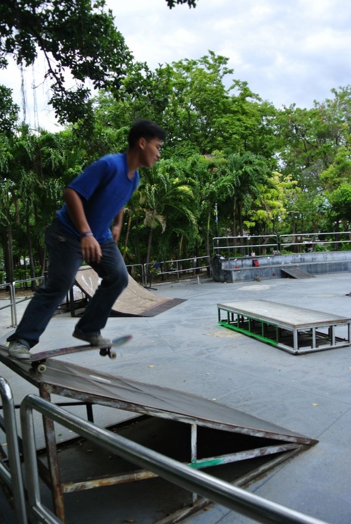 Le parc Suan Rommaninat et son skate-park