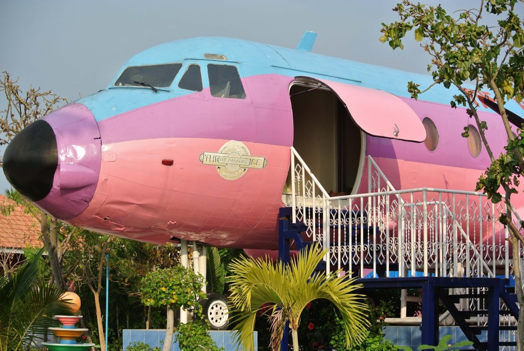 How to Get to Phetchaburi: Bus, Train, Van, Car or Grab