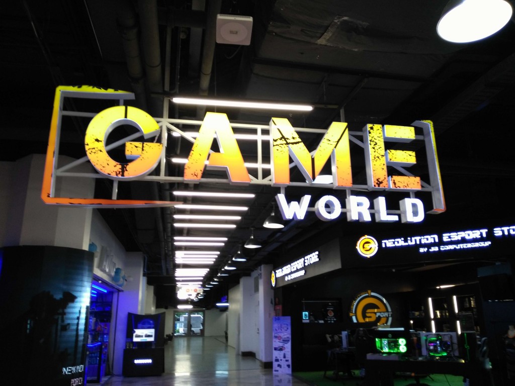 Pantip Plaza : informatique et Geeks