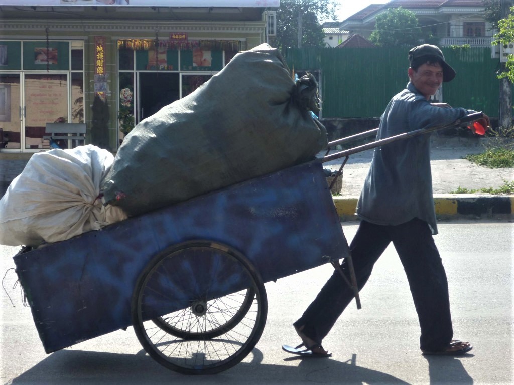 Sihanoukville, transports : aller et partir