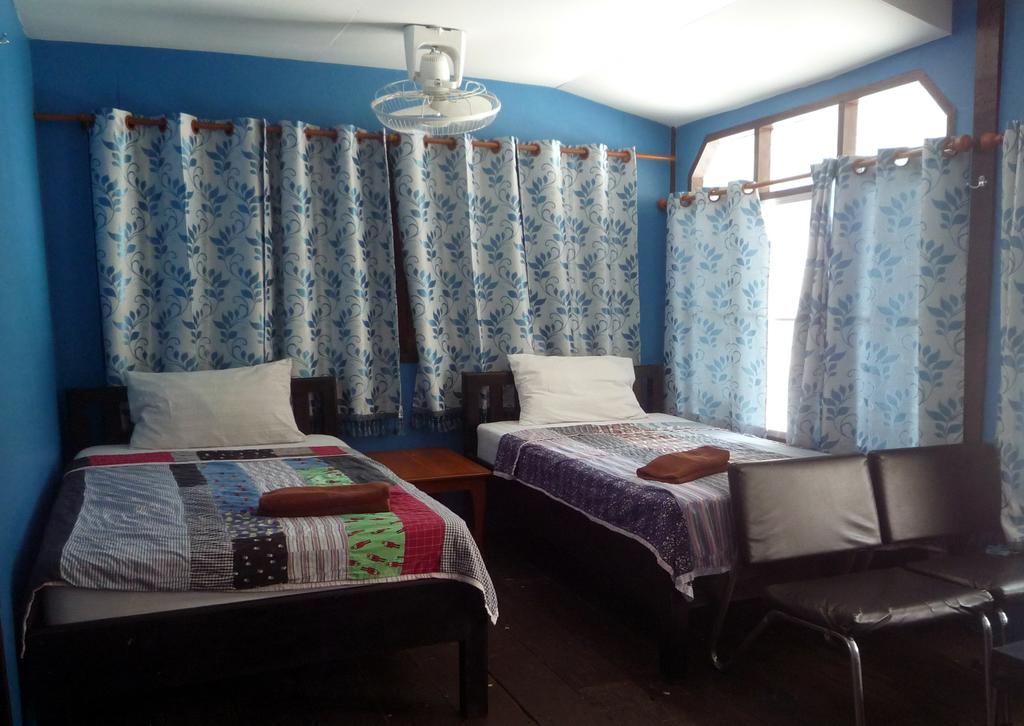 Photo de Noom Guesthouse, hôtel économique à Lopburi