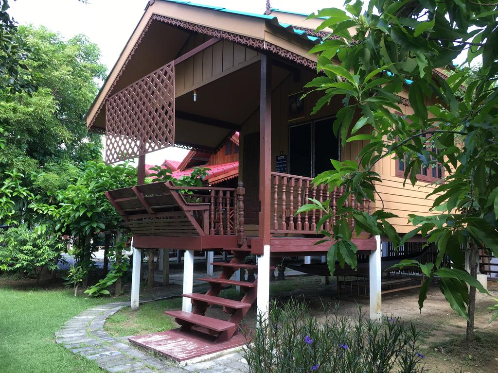 Photo The Little Lopburi Village