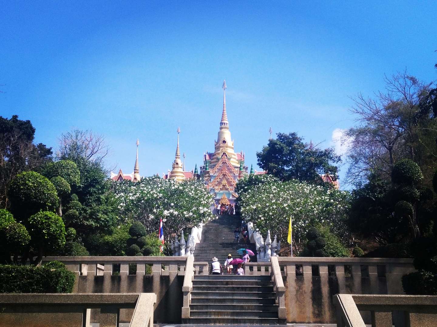 Ban Krut Phra Mahathat Chedi Phakdee Prakat