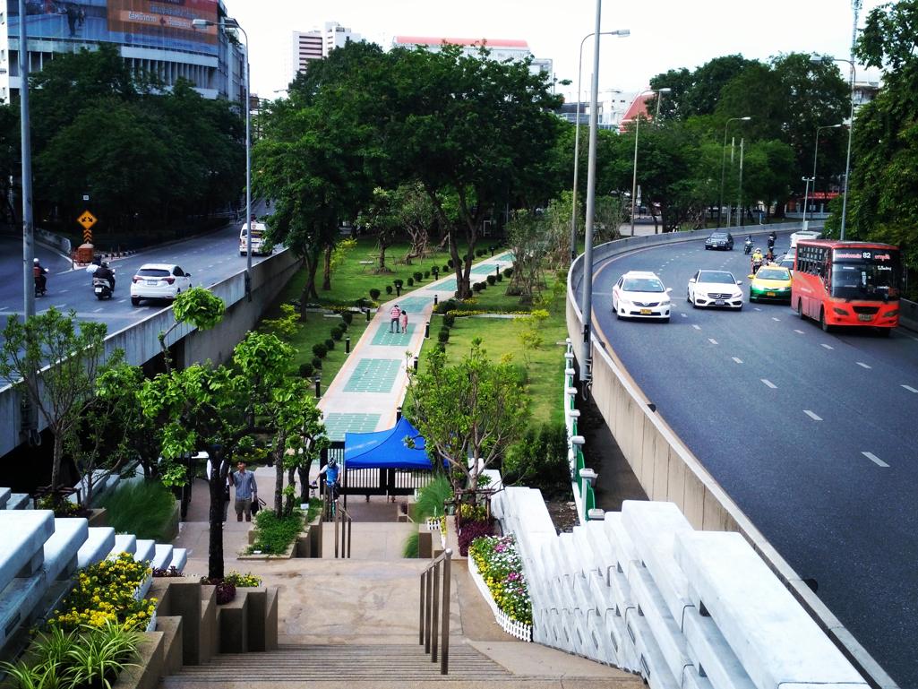 Bangkok : SkyPark, un parc entre deux rives