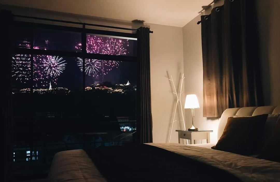 Where to Stay in Phetchaburi? Top Hotels in Town & Beachside