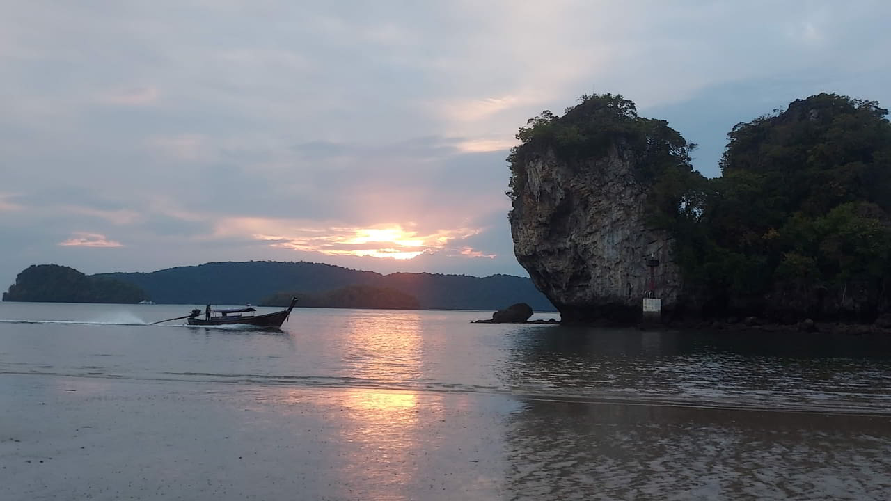 Ao Nang Beach, le côté plage de Krabi