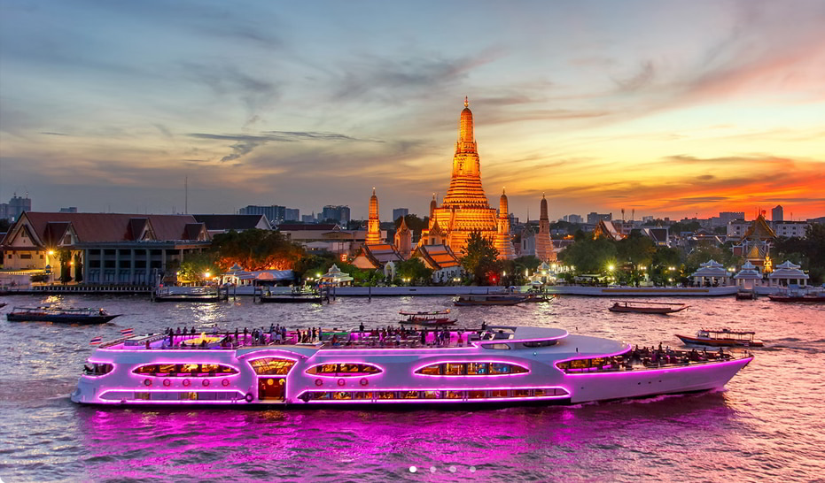Dinner cruises on the Chao Phraya River for New Year’s Eve 2026 New Year’s Eve Cruises on the Chao Phraya River in Bangkok
