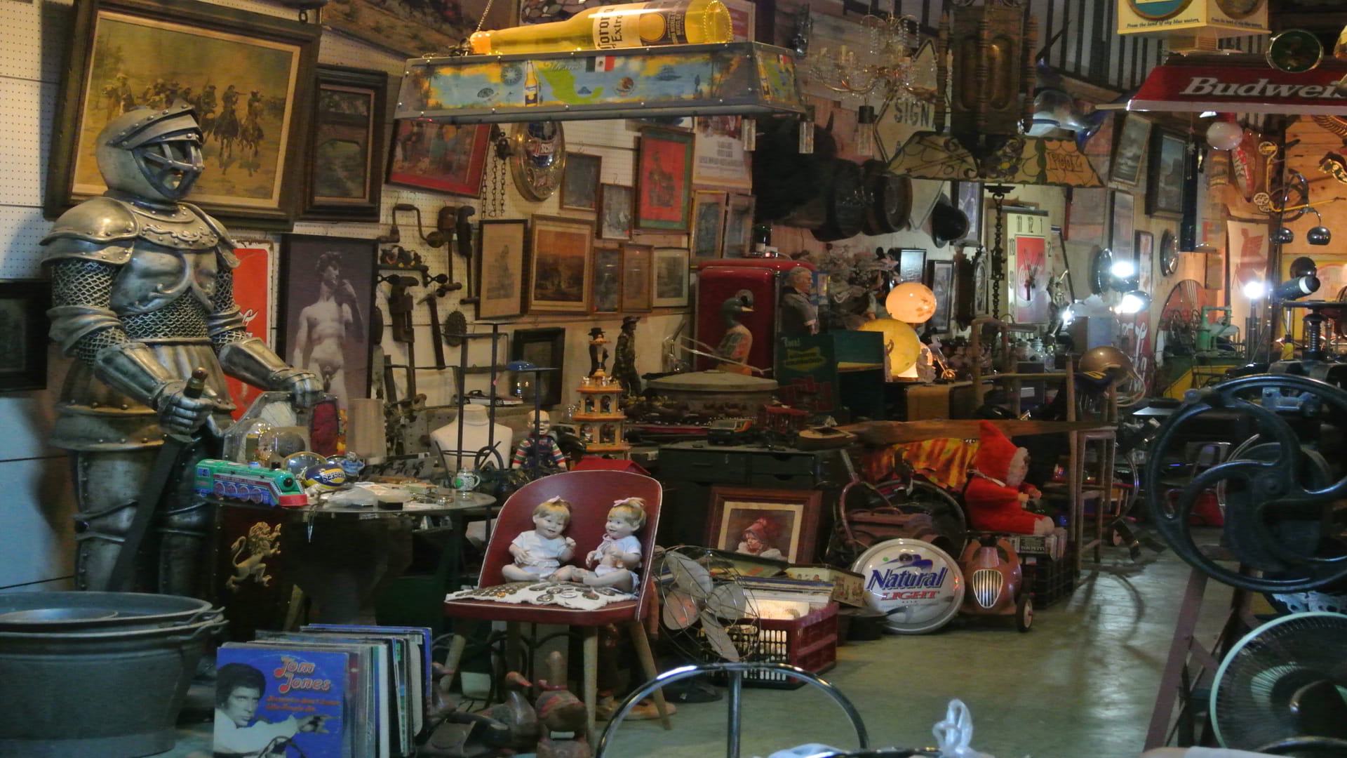 Bangkok et ses marchés de jour : de la brocante, aux marchés aux vêtements, marchés traditionnels, etc. 